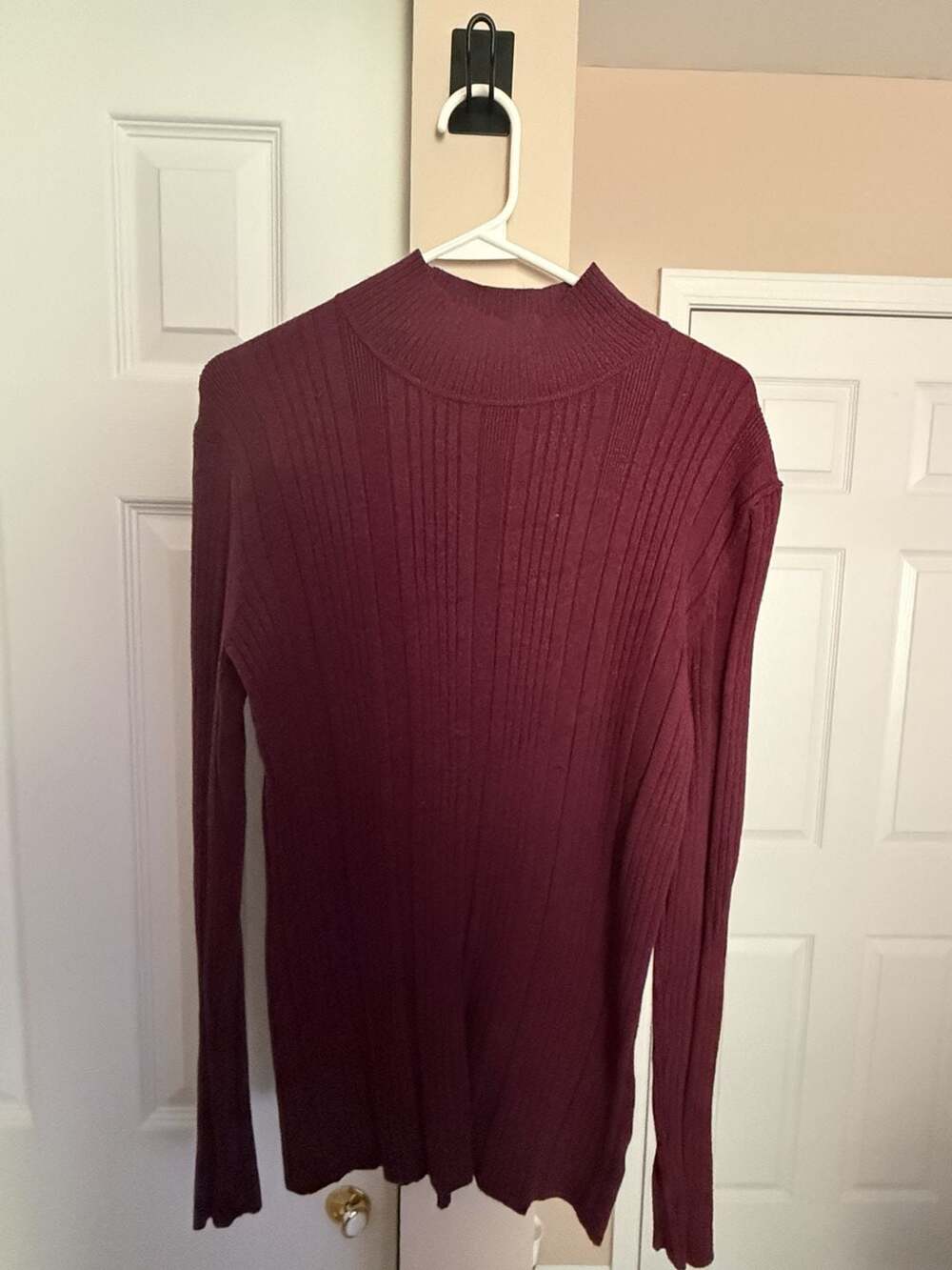 Mossimo Mock Neck Ribbed Sweater Size L Burgundy Long Sleeve - Picture 1 of 5